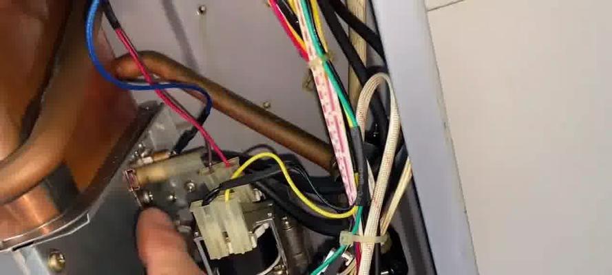 沃克拉壁挂炉安装预留电源要求（了解壁挂炉安装操作前的电源需求）