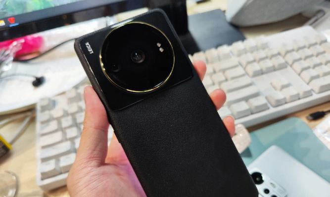 小米12一点都不烫手怎么回事？散热性能如何？