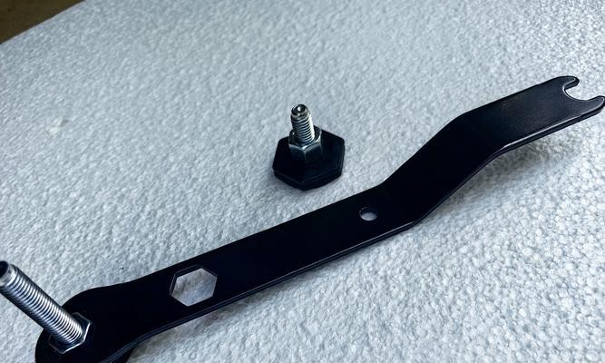 清洗洗衣机用什么扳手？如何选择合适的扳手？