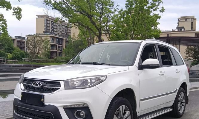 瑞虎3车载充电器安装步骤是什么？安全须知有哪些？