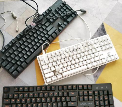 崔狱游戏推荐使用哪种键盘？
