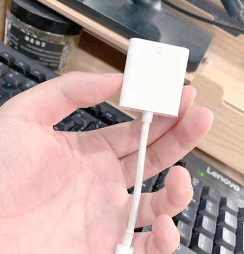 雷掣读卡器如何将视频传输到手机？