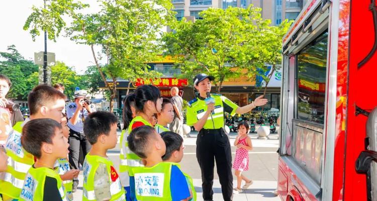 骑电瓶车时如何正确使用手势？有哪些安全提示？